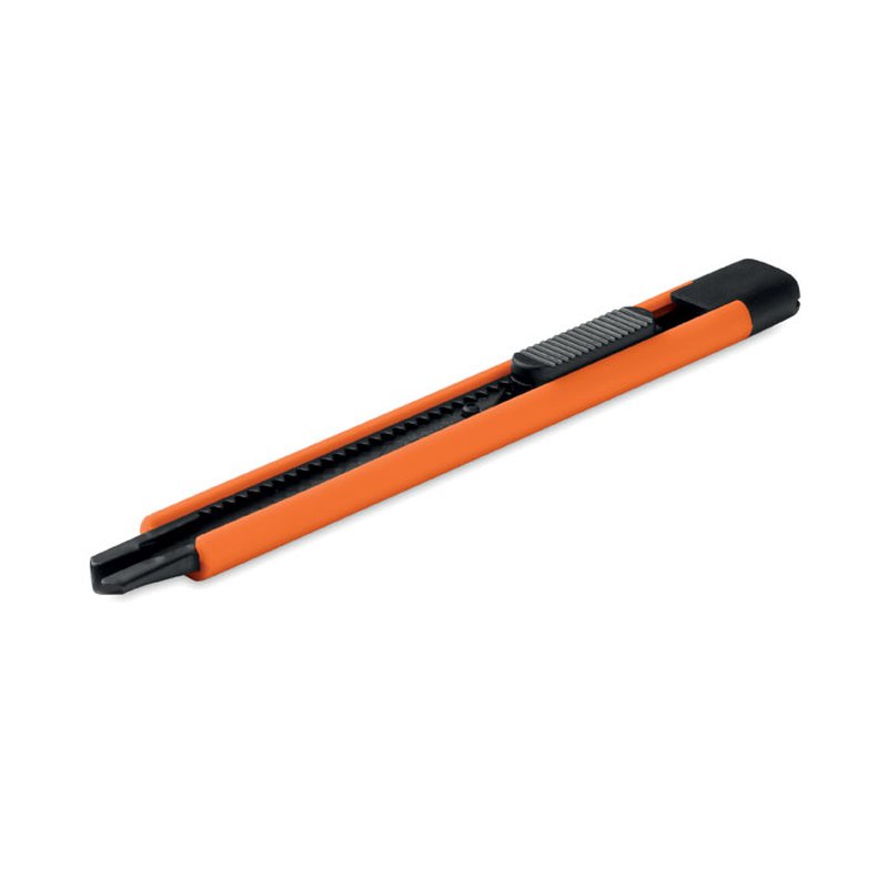 Small retractable knife