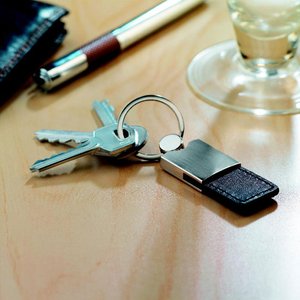 PU and metal key ring — COLUMBUS