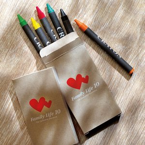 Carton of 6 wax crayons