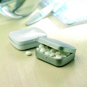 Easy tin silver w/mints — BRISE