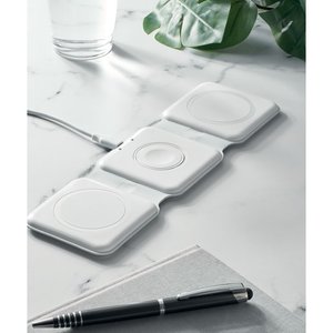 Foldable charging station — ORIO
