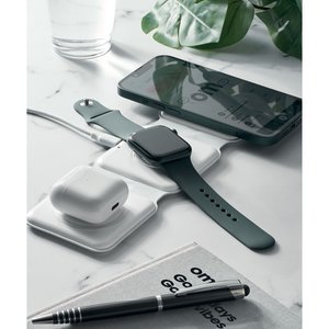 Foldable charging station — ORIO