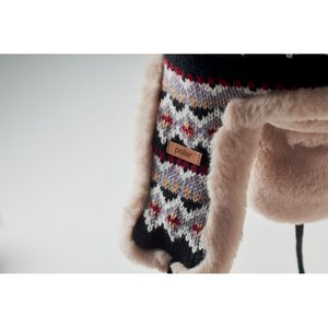 Knitted beanie with ear flap — YULONG