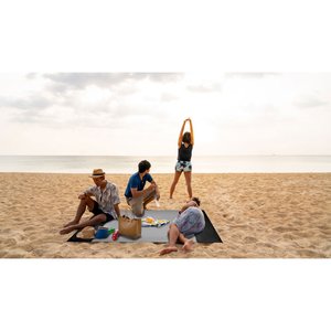 Lightweight large beach mat — NOSAND