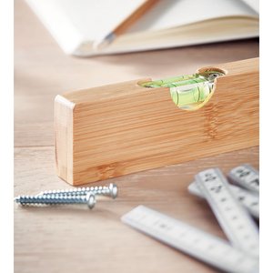 Spirit level and bottle opener — SPIREN